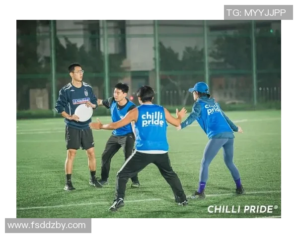 杭州飞盘队中路突破战术解析与赛事表现分析